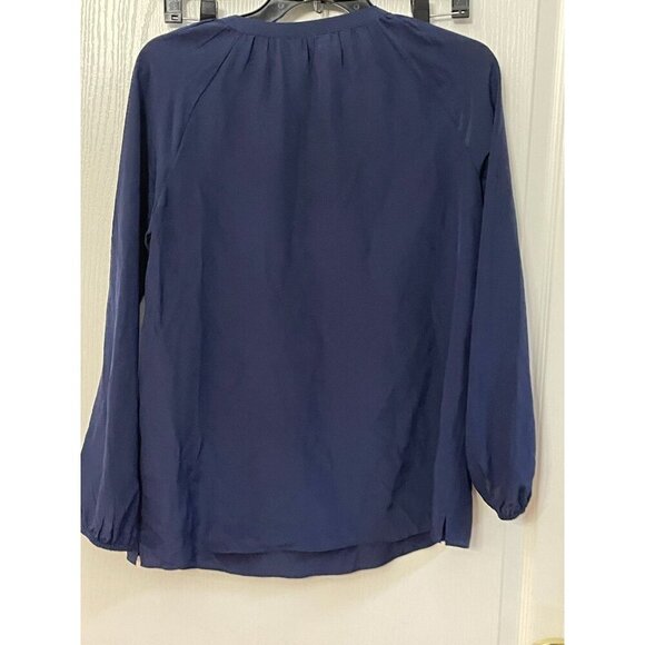 Lilly Pulitzer Saria Blue 100% Silk Tassel Shirt Size Small - Picture 2 of 6